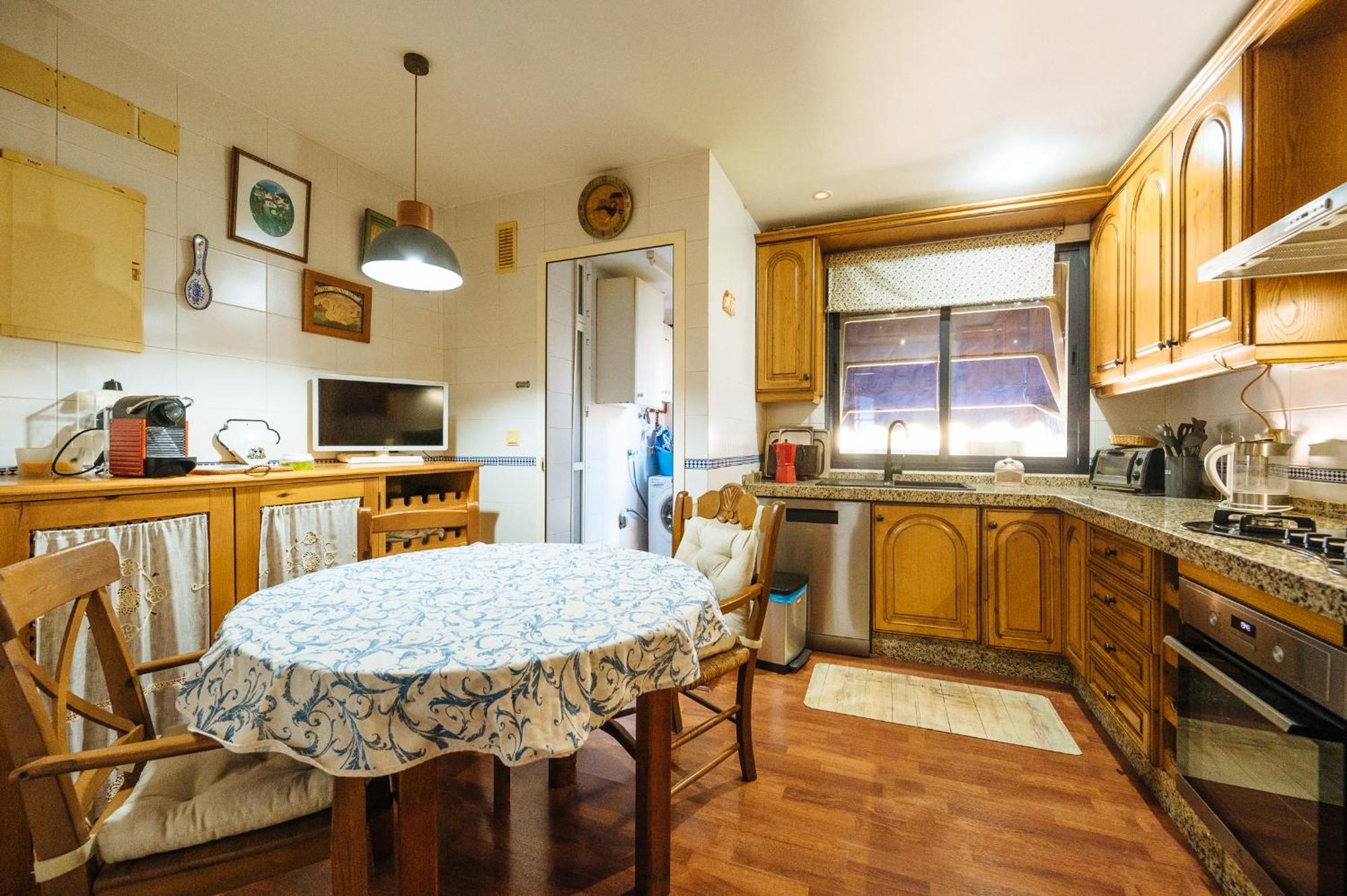 Acogedor Piso Con Parking Santa Justa Apartment Sevilla Bagian luar foto
